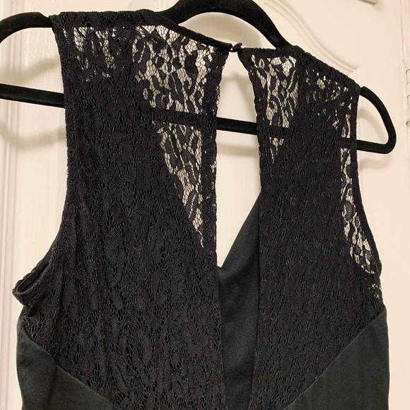 Beautiful black romper 🖤🌺 size 6 - Picture 10 of 14